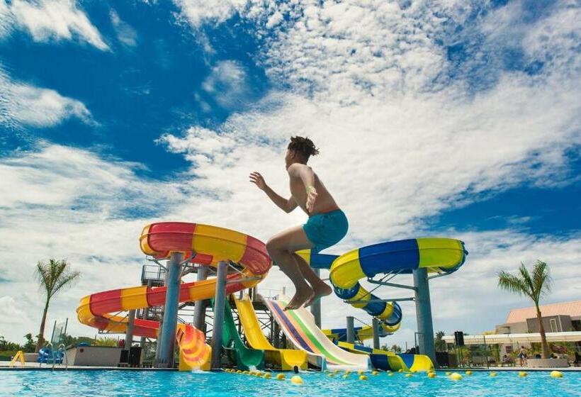 Otel Crystals Beach Resort Belle Mare, A Member Of Radisson Individuals