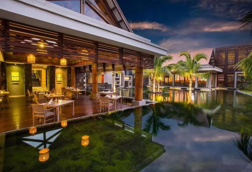 هتل Crystals Beach Resort Belle Mare, A Member Of Radisson Individuals