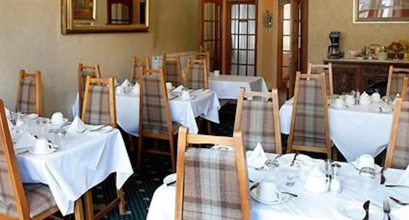 پانسیون Abbotsford Guest House