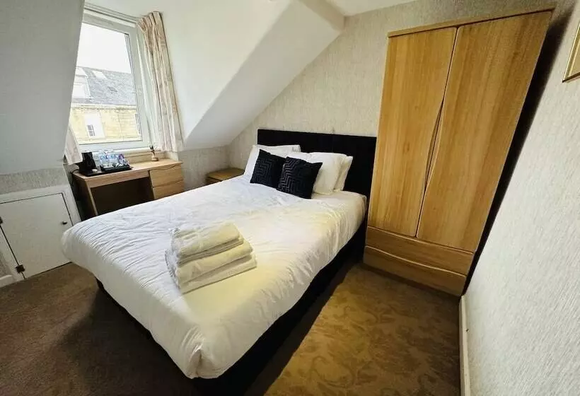 پانسیون Abbotsford Guest House