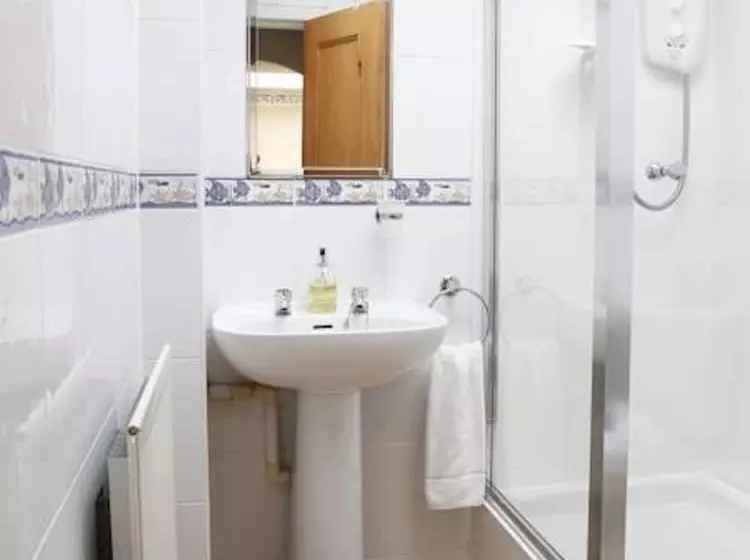 پانسیون Abbotsford Guest House