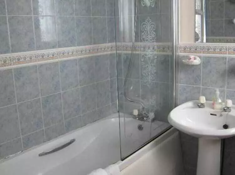 膳宿费 Herdshill Guest House