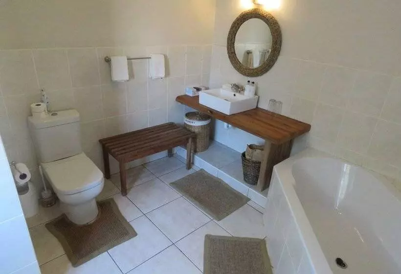پانسیون Sandfields Guesthouse