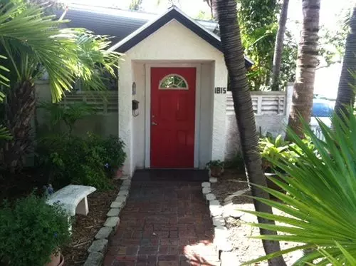 Пансион The Beach Bungalow