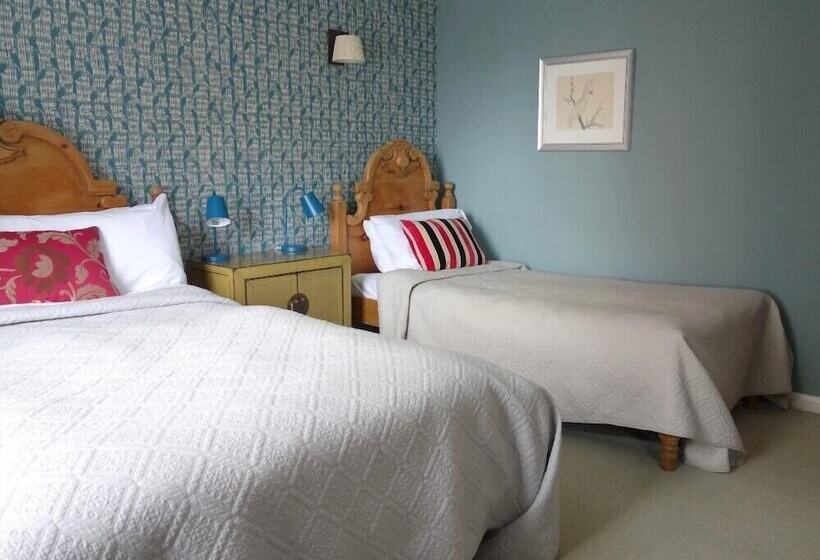 بنسيون Old Borough Arms