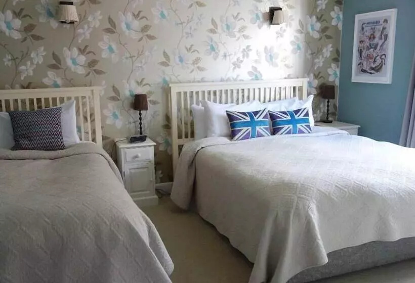 펜션 Old Borough Arms