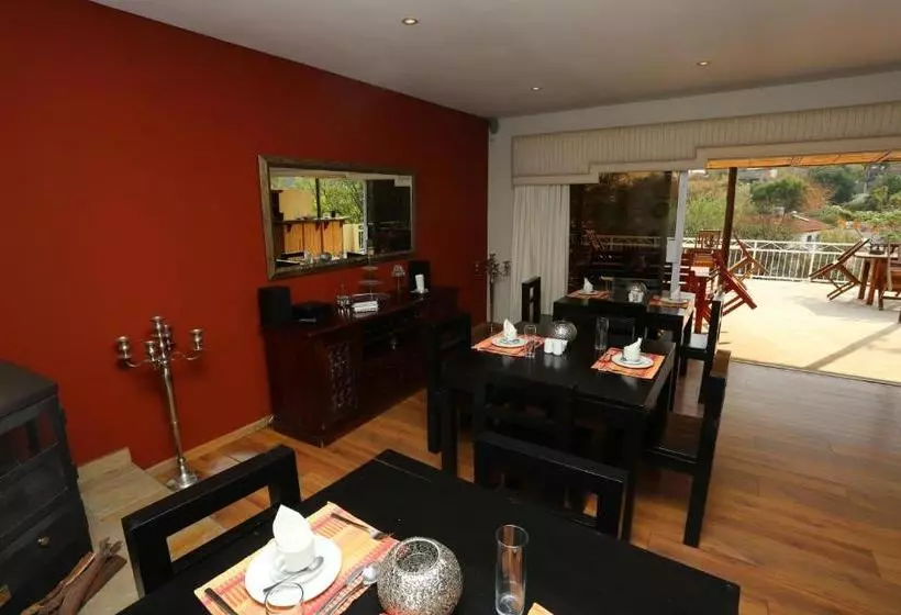 پانسیون Villa Moringa Guesthouse