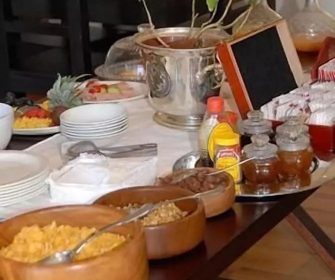 پانسیون Villa Moringa Guesthouse