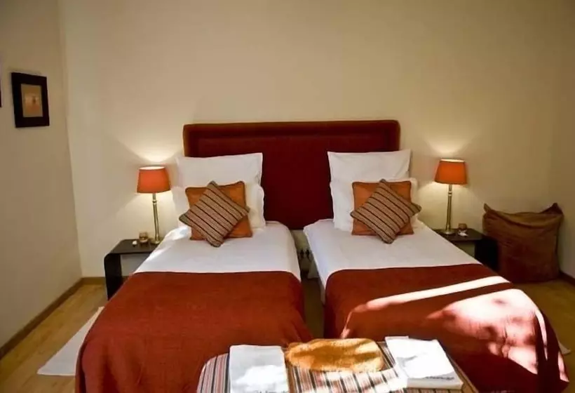 پانسیون Villa Moringa Guesthouse