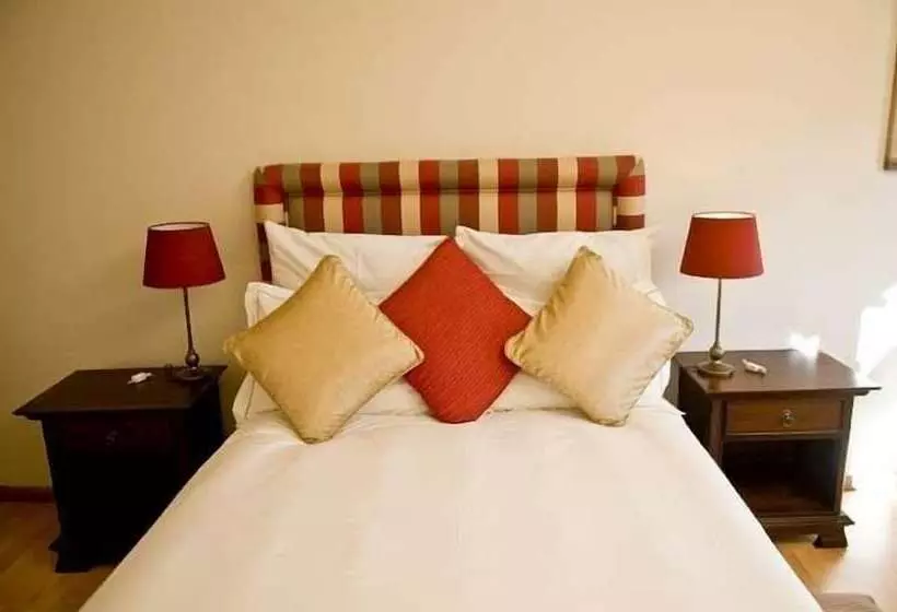 پانسیون Villa Moringa Guesthouse