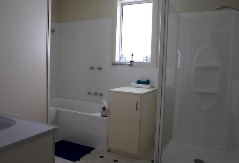 Sails On Port Sorell