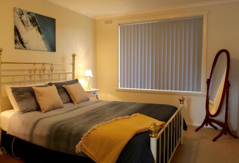 Sails On Port Sorell