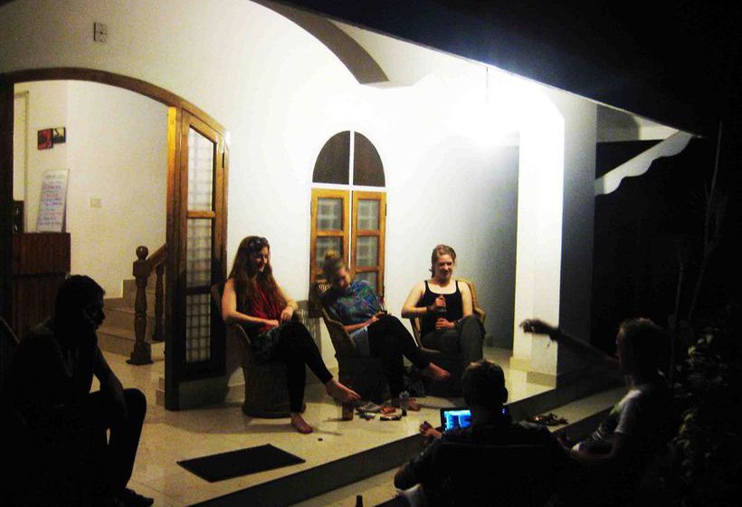 Vedanta Wake Up - Hostel/backpacker