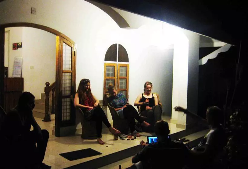 Vedanta Wake Up - Hostel/backpacker