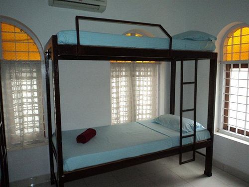 Vedanta Wake Up - Hostel/backpacker