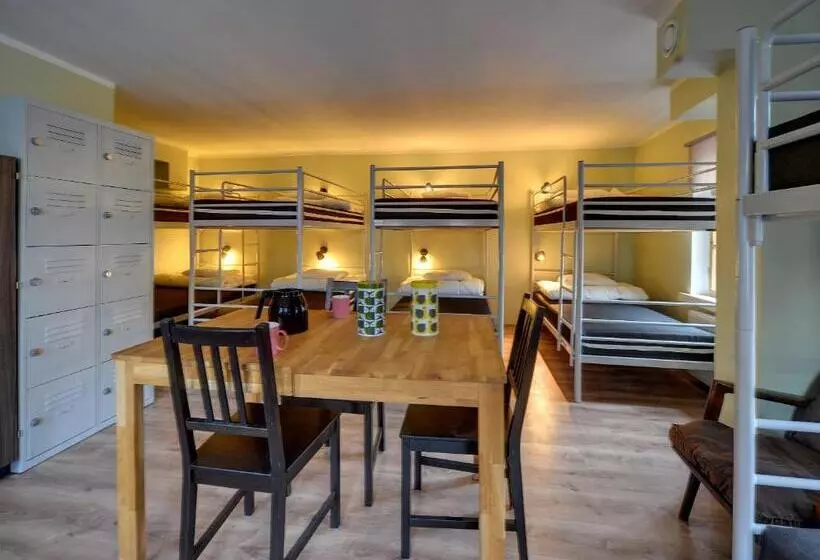 Retkeilymaja Baszta Grodzka