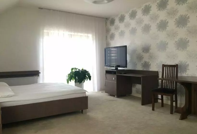 ユースホステル I Restauracja Jan