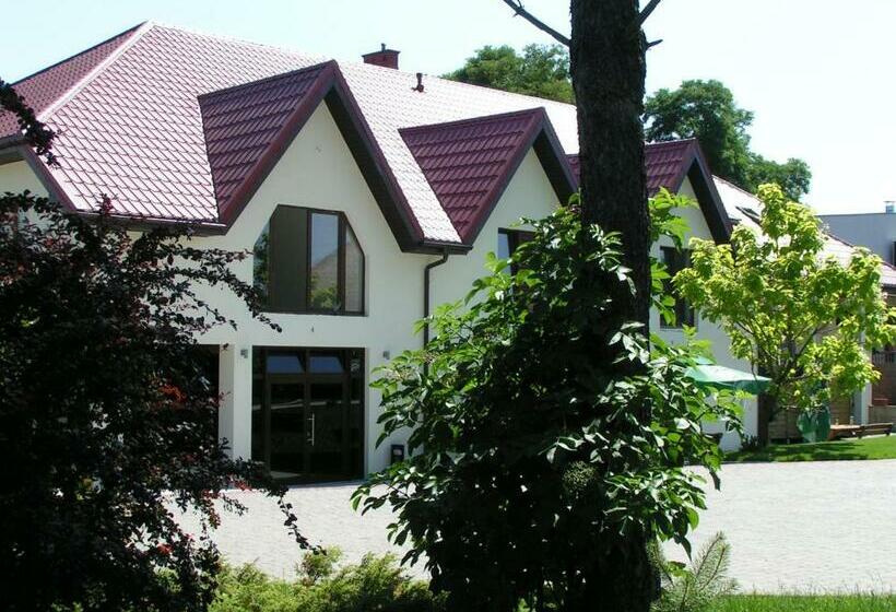 ユースホステル I Restauracja Jan