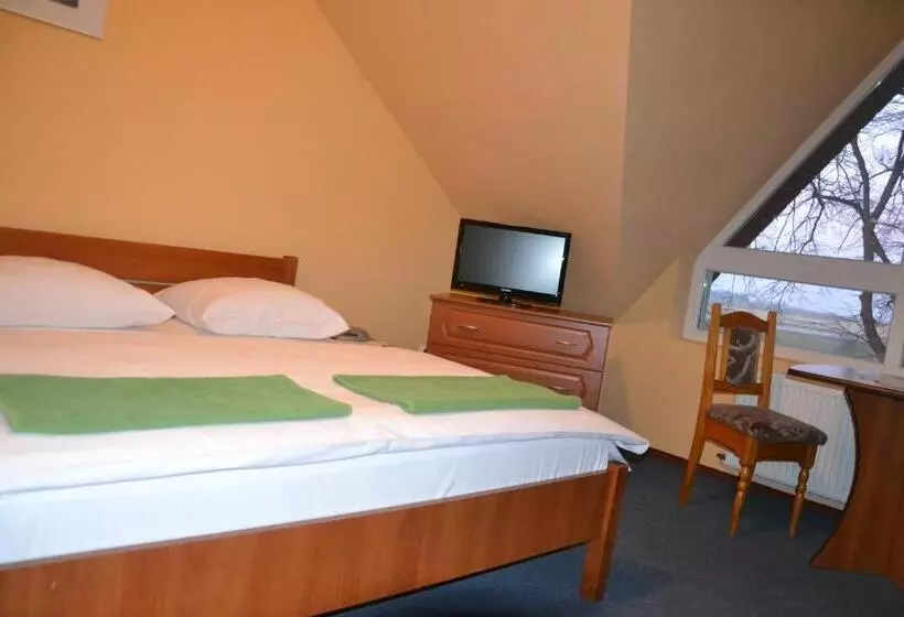 Retkeilymaja Ik Orlik