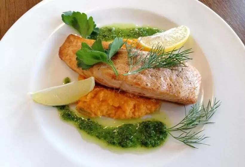 ユースホステル Restauracja Teo