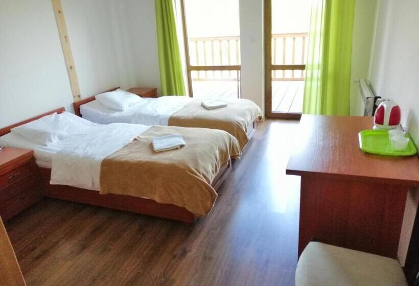 הוסטל Restauracja Teo