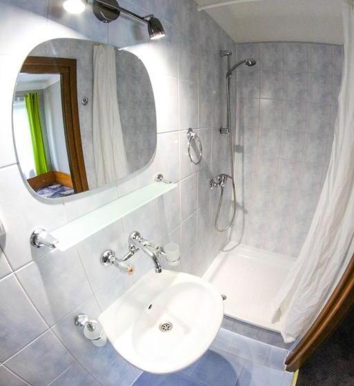 הוסטל Wieczernik Dom Rekolekcyjny Księży Pallotynów