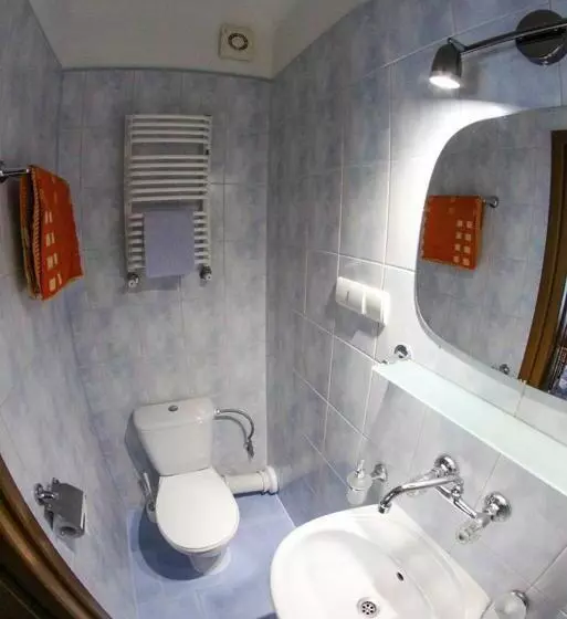 ユースホステル Wieczernik Dom Rekolekcyjny Księży Pallotynów