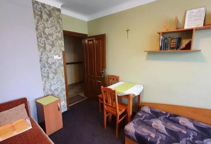 ユースホステル Wieczernik Dom Rekolekcyjny Księży Pallotynów