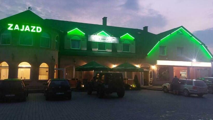 호스텔 Zajazd Pod Akacjami