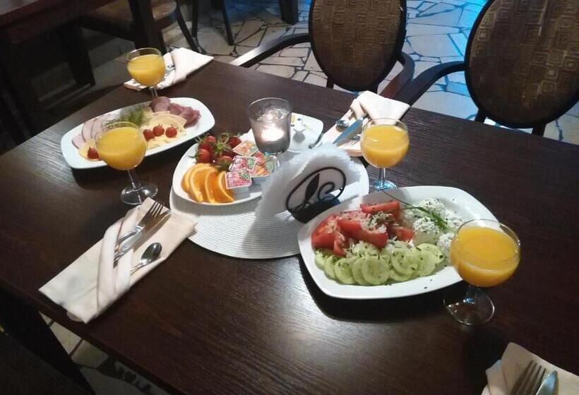 旅馆 Zajazd Sielankowe Klimaty