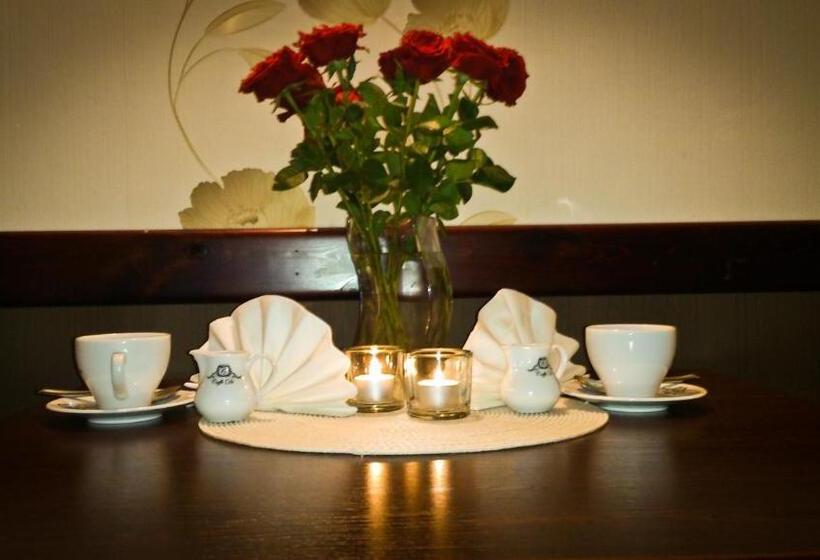 旅馆 Zajazd Sielankowe Klimaty