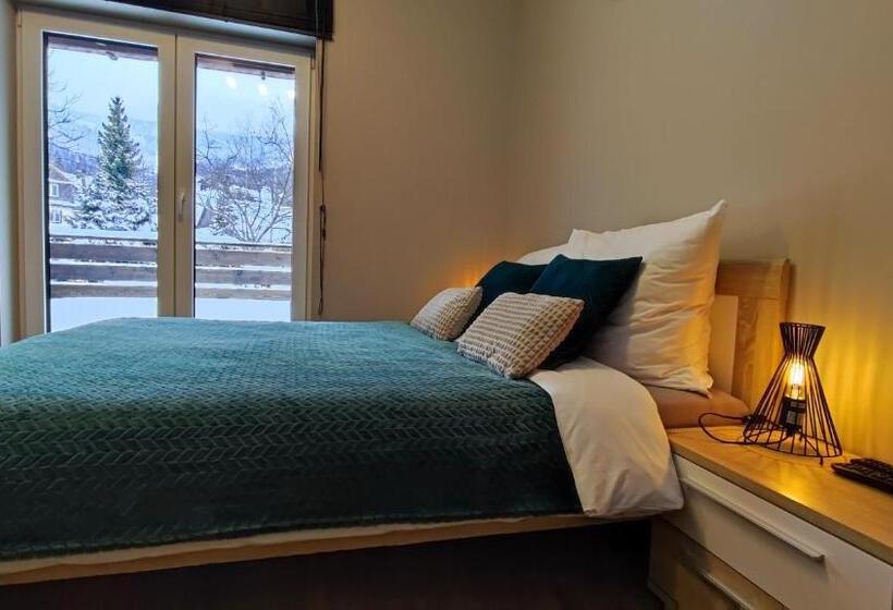 تختخواب و صبحانه Apartament Olimpijska 54