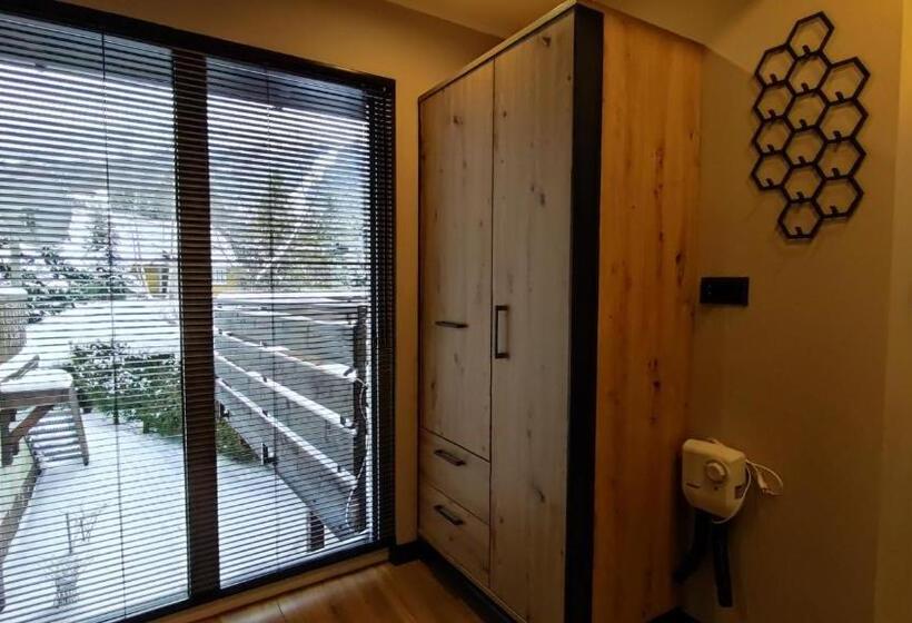 تختخواب و صبحانه Apartament Olimpijska 54