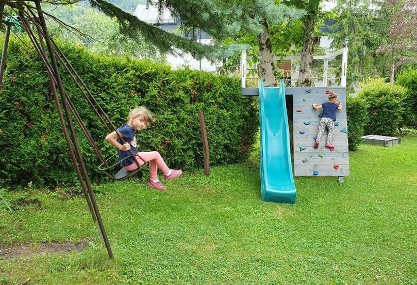 تختخواب و صبحانه Apartament Olimpijska 54