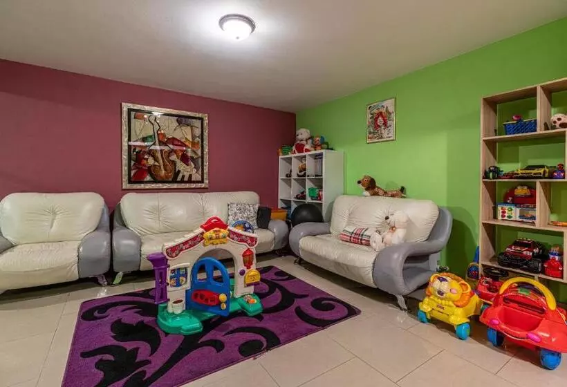 Aamiaismajoitus (B&B) Leśny Dworek Biały Dunajec