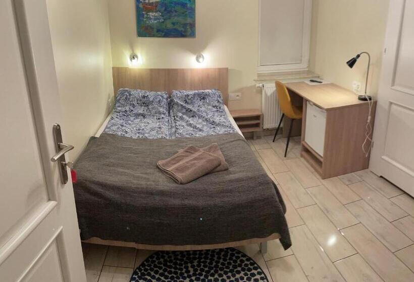 مبيت وإفطار Olkuska 107 A