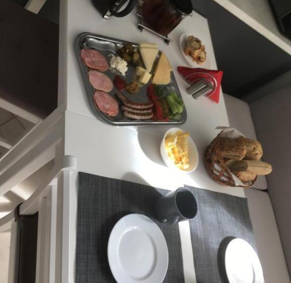 مبيت وإفطار Olkuska 107 A