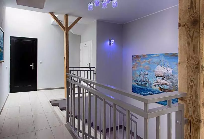 تختخواب و صبحانه Olkuska 107 A