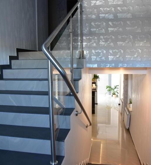 민박 Pokoje Restauracja Lech