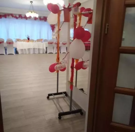 تختخواب و صبحانه Villa Orzechowski