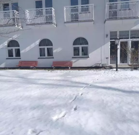 تختخواب و صبحانه Villa Orzechowski