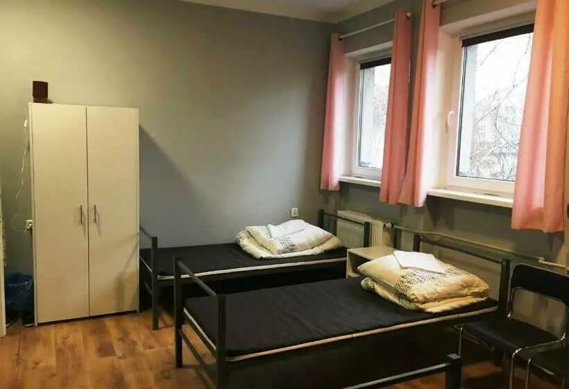 Hostel Pod Topolami