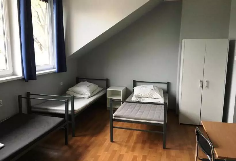 Hostel Pod Topolami