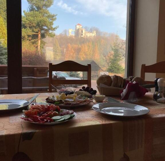 בית מלון כפרי Agroturystyka Podzamcze