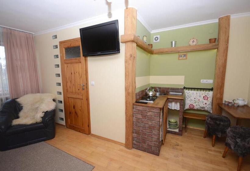 فندق Agroturystyka U Tadysa