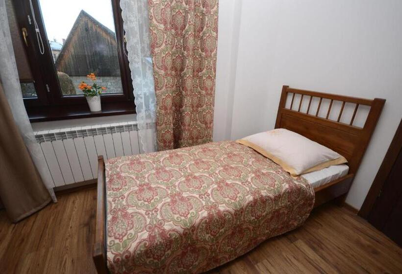 فندق Agroturystyka U Tadysa