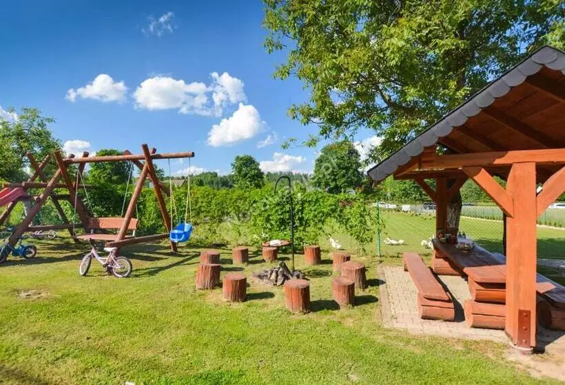 ホテル Bieszczadzki Krakowiak 575 894 584 Lub 535 595 732