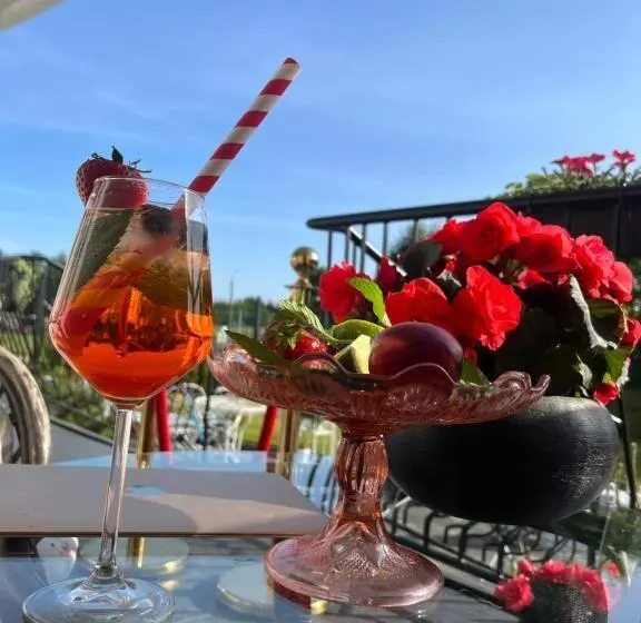 Hotelli La Rose Residence