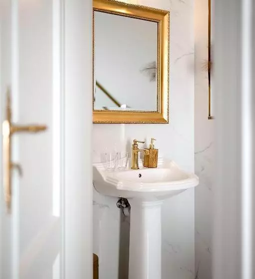Hotelli La Rose Residence