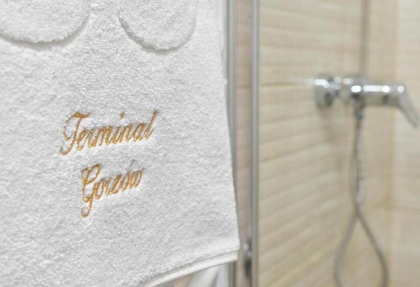 בית מלון כפרי Terminal